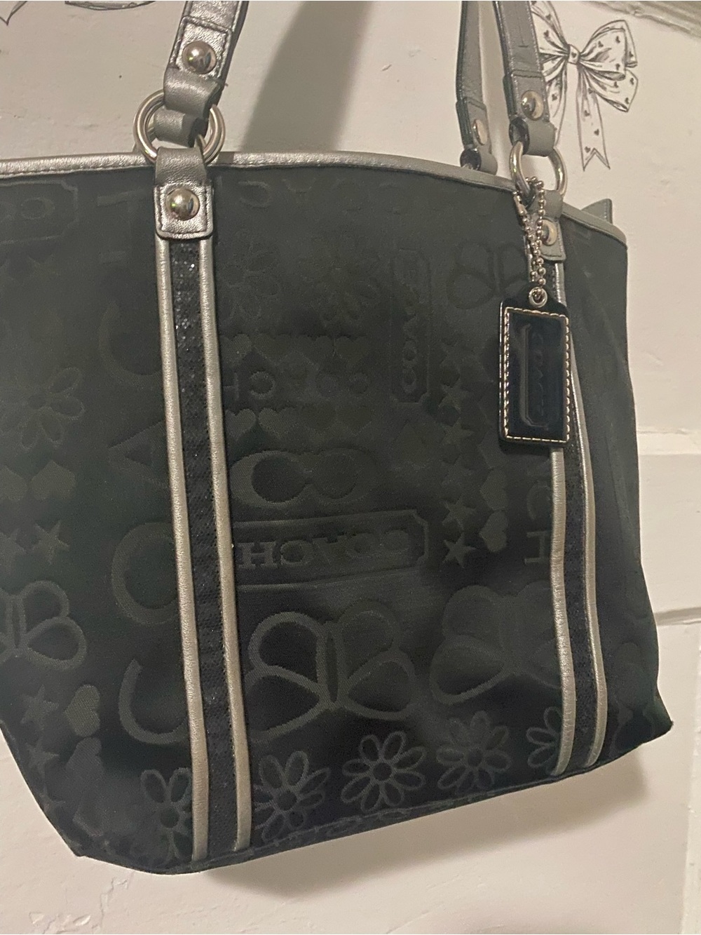 Coach bandana graffiti Black Tote Bag with Silver Trim GUC - Picture 4 of 4